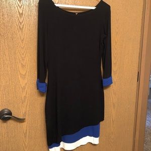 ❣️3/$15 bundle❣️ Black & blue long-sleeve dress.